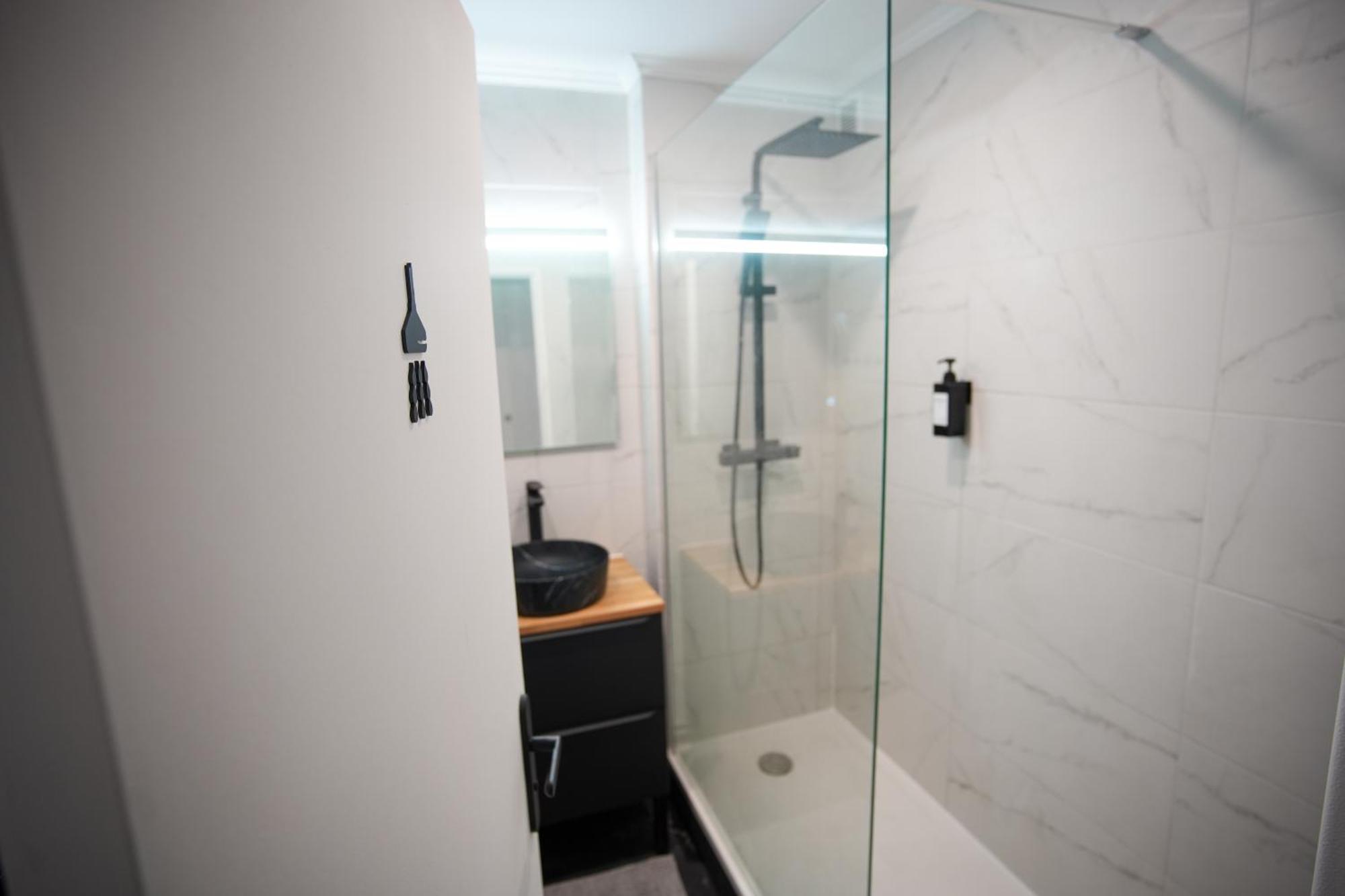 Keyless Appartement Moderne Et Spacieux 90 M2 Parking Шевили-Лару Екстериор снимка